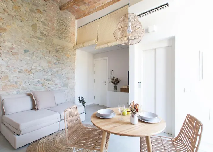 Domina Boutique * Жирона